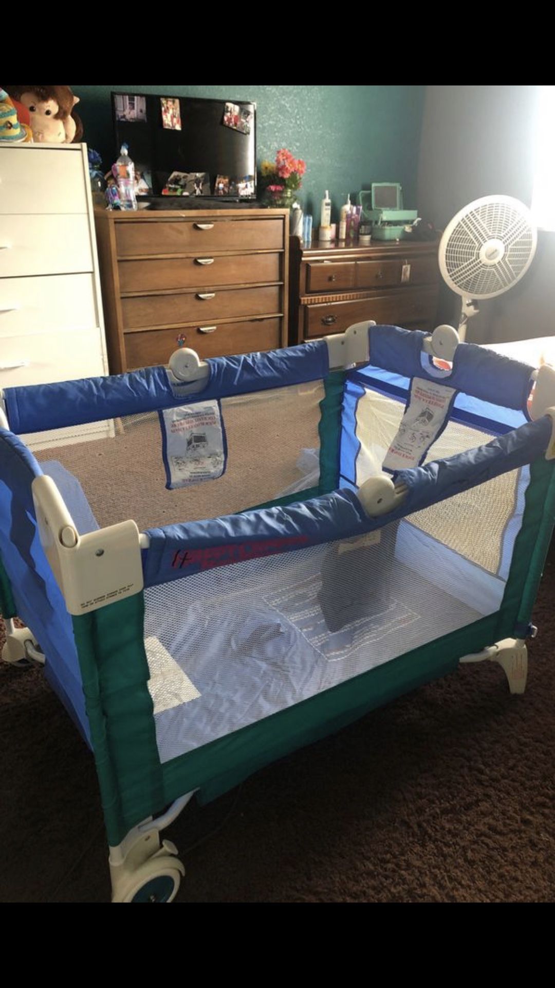 Happy camper baby bassinet