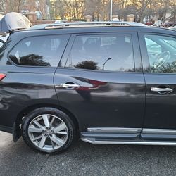 2015 Nissan Pathfinder