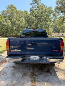 GMC sierra 2002 1500 title clean