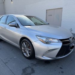 2015 Toyota Camry SE