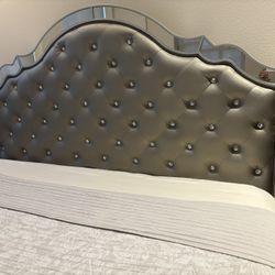 King bed For sale