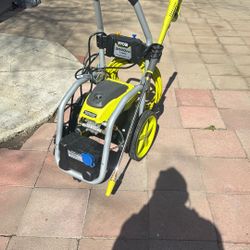 Pressure Washer Machine Ryobi 3000 Psi. Eléctrico  Nuevo Y Trabajándo $250 Firme 
