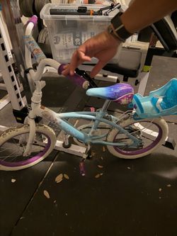 Girls Frozen Bike