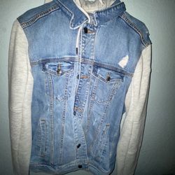 Hollister jean discount jacket with hoodie