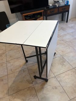 Craft table