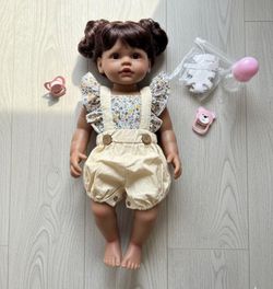 New 18” Realistic newborn baby doll