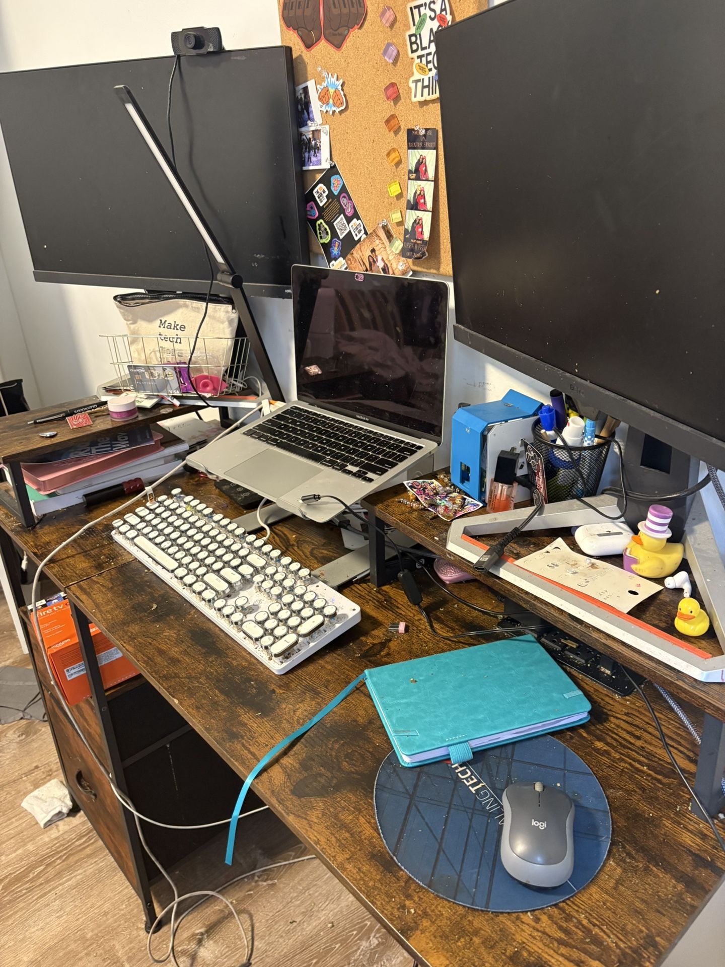 Computer Desk - Great Condition