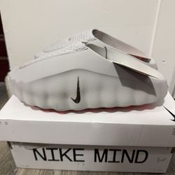Nike Mind Smoke Grey Size 7W Brand New