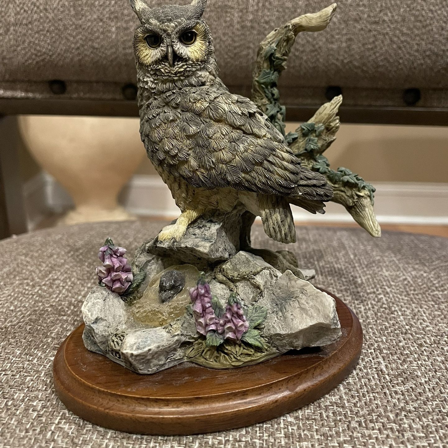 Country Artists…Sculpted by David Ivey. 4.5” tall. Great Horned