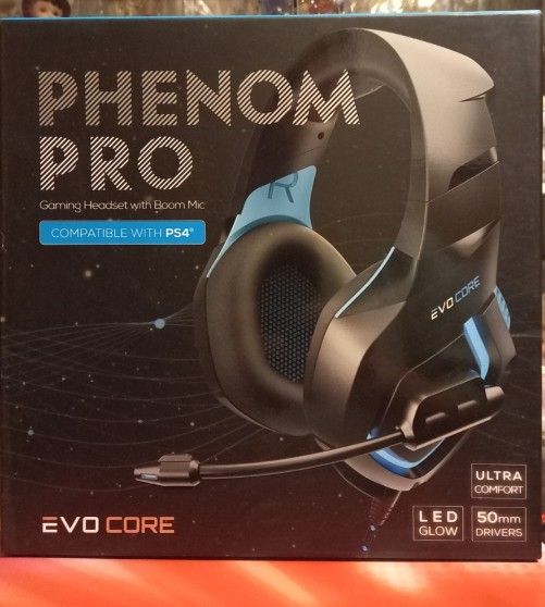 LED Glow Gaming Headphones With Boom Mic NEW SEALED