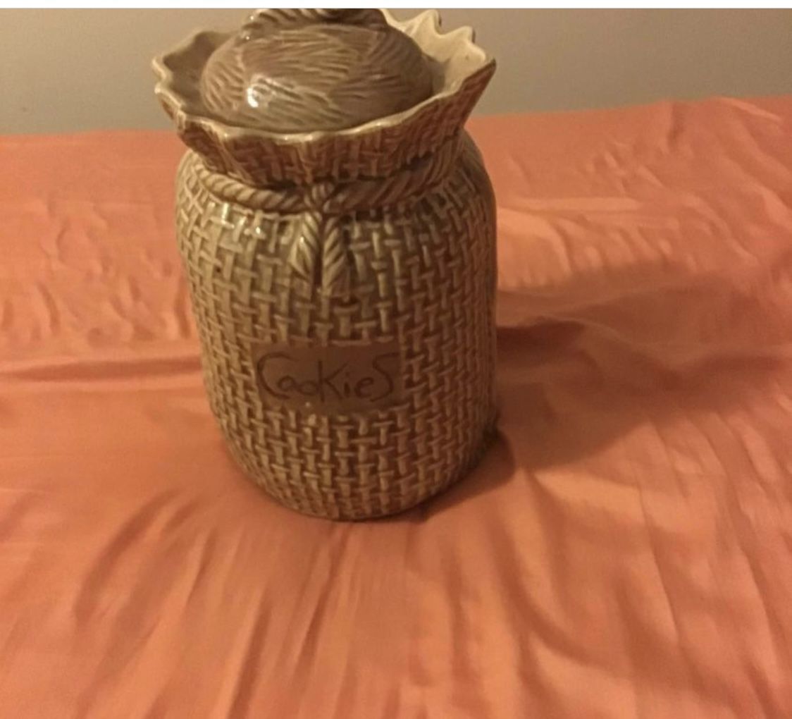 Vintage Coolie Jar