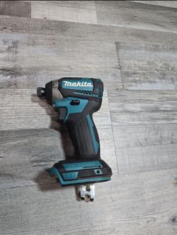 MAKITA 18V BRUSHLESS IMPACT DRIVER WITH SPEED CONTROL PERFECT CONDITION