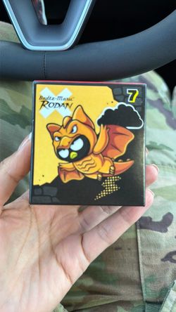 Hello kitty Badtz-Maru x Rodan Collectible Box #7