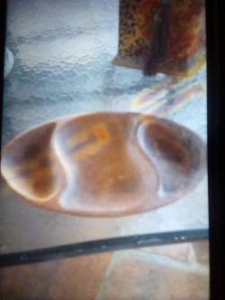VINTAGE WOODEN 3-- COMPARTMENT SERVING TRAY
