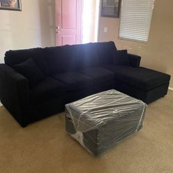 Black Sectional With Ottoman ‼️new In Stock ‼️