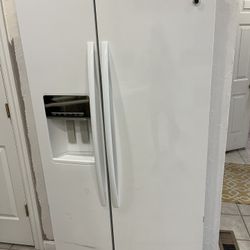 Whirlpool Refrigerator Side By Side