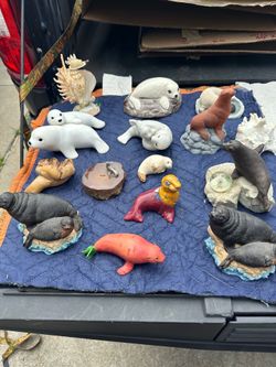 Seal Figurines