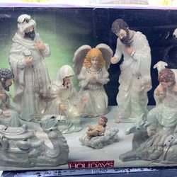 Nativity Set Porcelain 