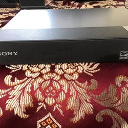 Sony DVD player Blu-ray with remote