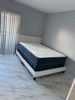 Cama full size con colchón incluido