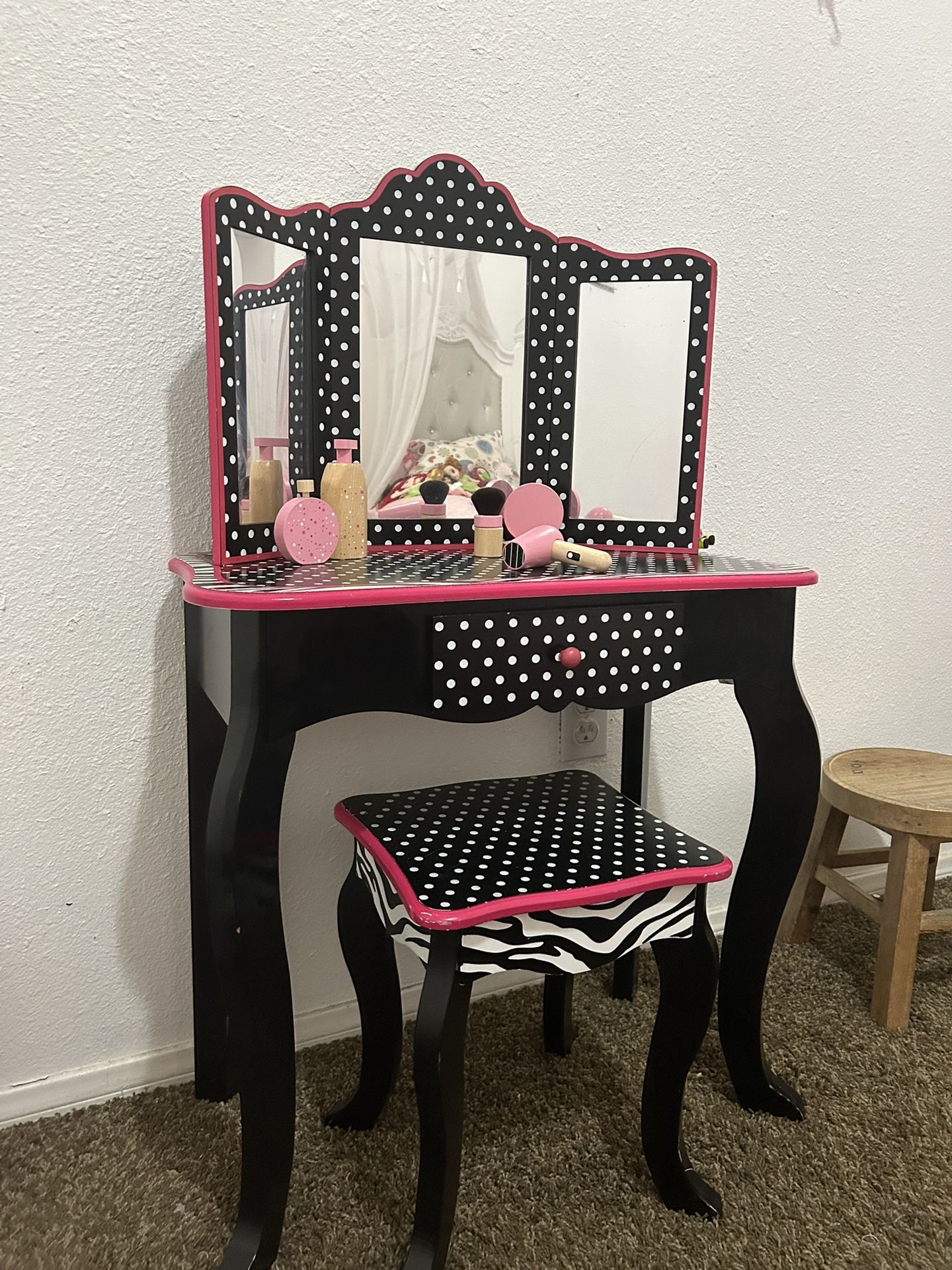 Kids Vanity