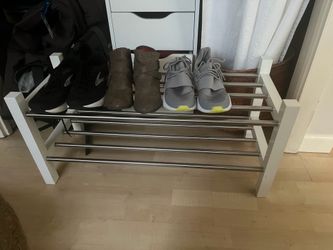 Shoe rack