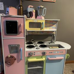 Play Kitchen Set 