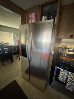LG refrigerator