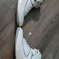Air Jordan 2 Lucky Green