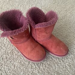 Uggs Boots Size 3 Girls…