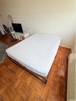 Queen bed