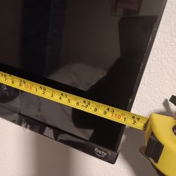 Toshiba Firetv Less Than A Year Old Comes With Remote Will Have To Mount