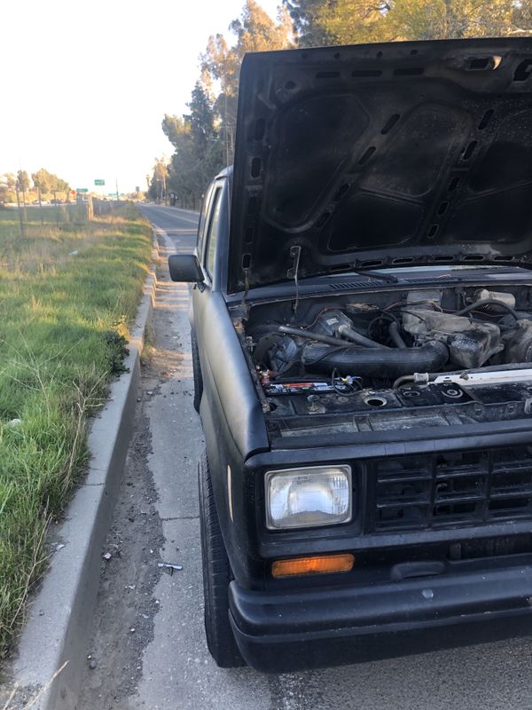 Ford bronco for Sale in Stevenson Ranch, CA - OfferUp
