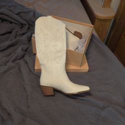 Urson Style White Size 8