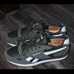 Reebok Classic Harman Run Men's Shoes Army Green/White/Gum dv4880