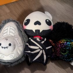 Small Halloween / Spooky Doll Lot