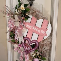 Cream and Pink Valentines Wreath