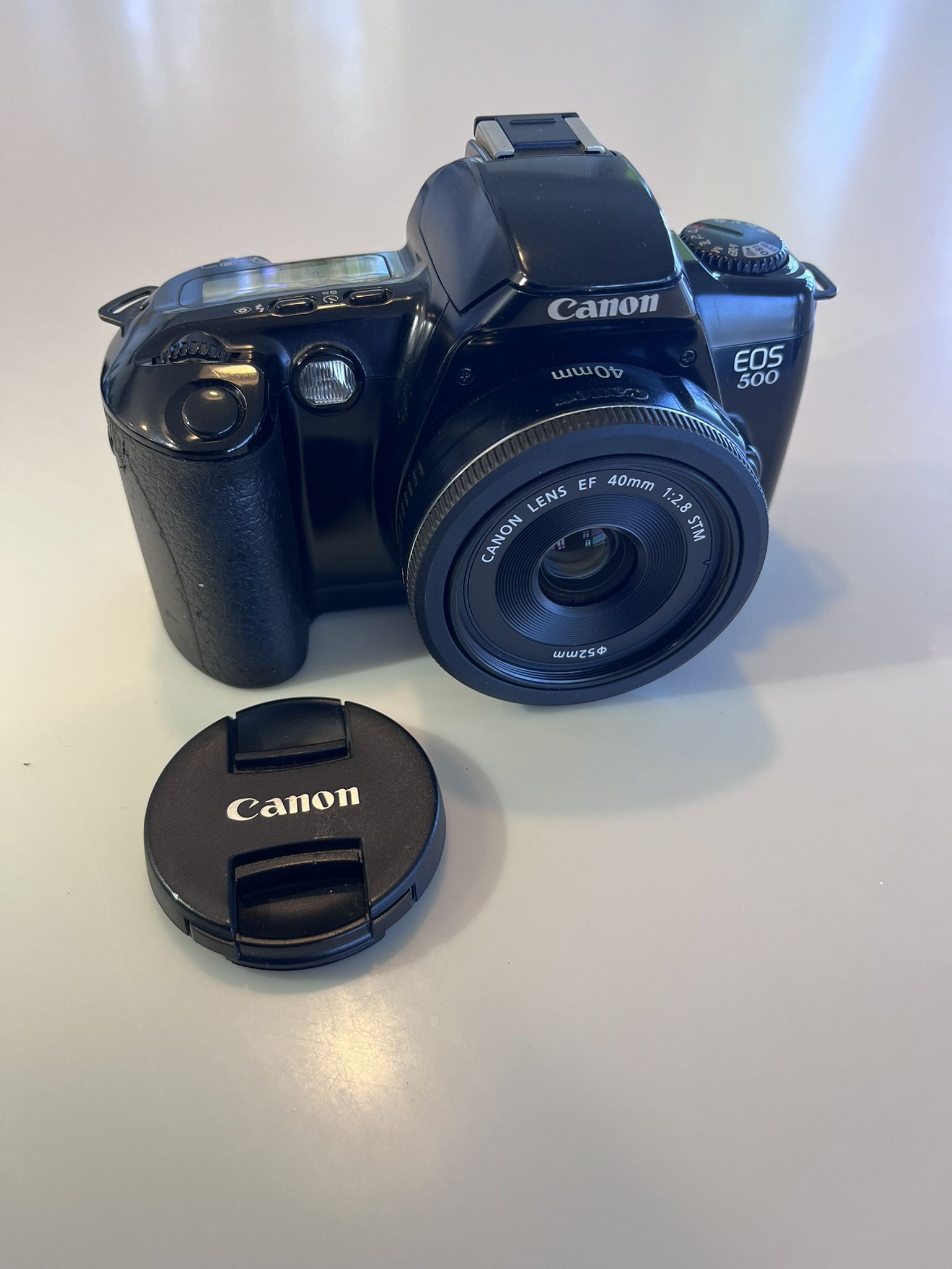 Canon EOS 500 With Canon EF 40mm F/2.8 Pancake Lens