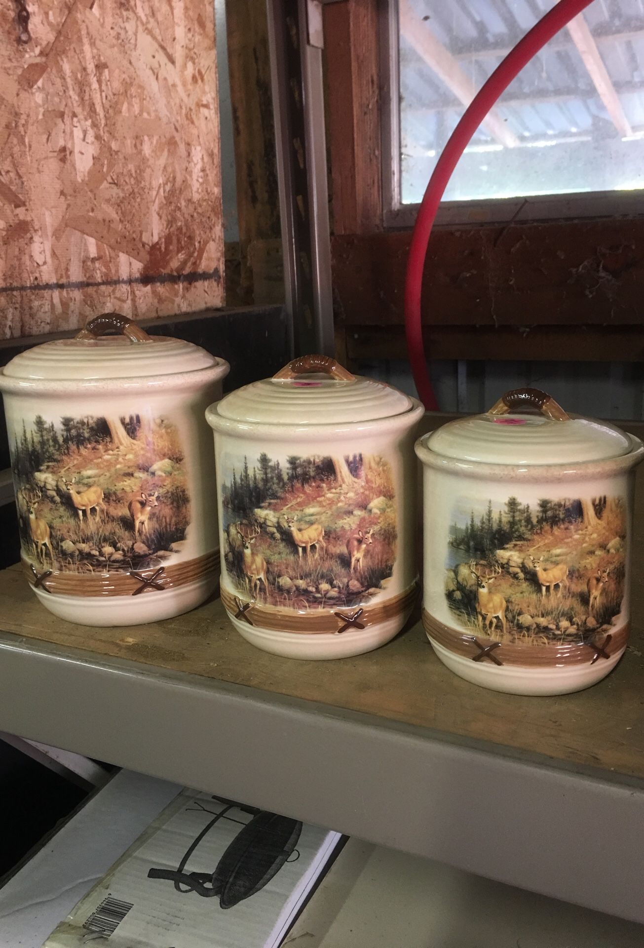 Deer canisters