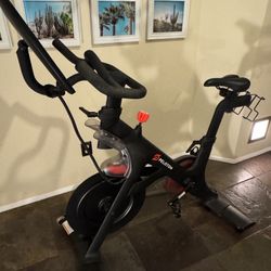 Peloton Bike 