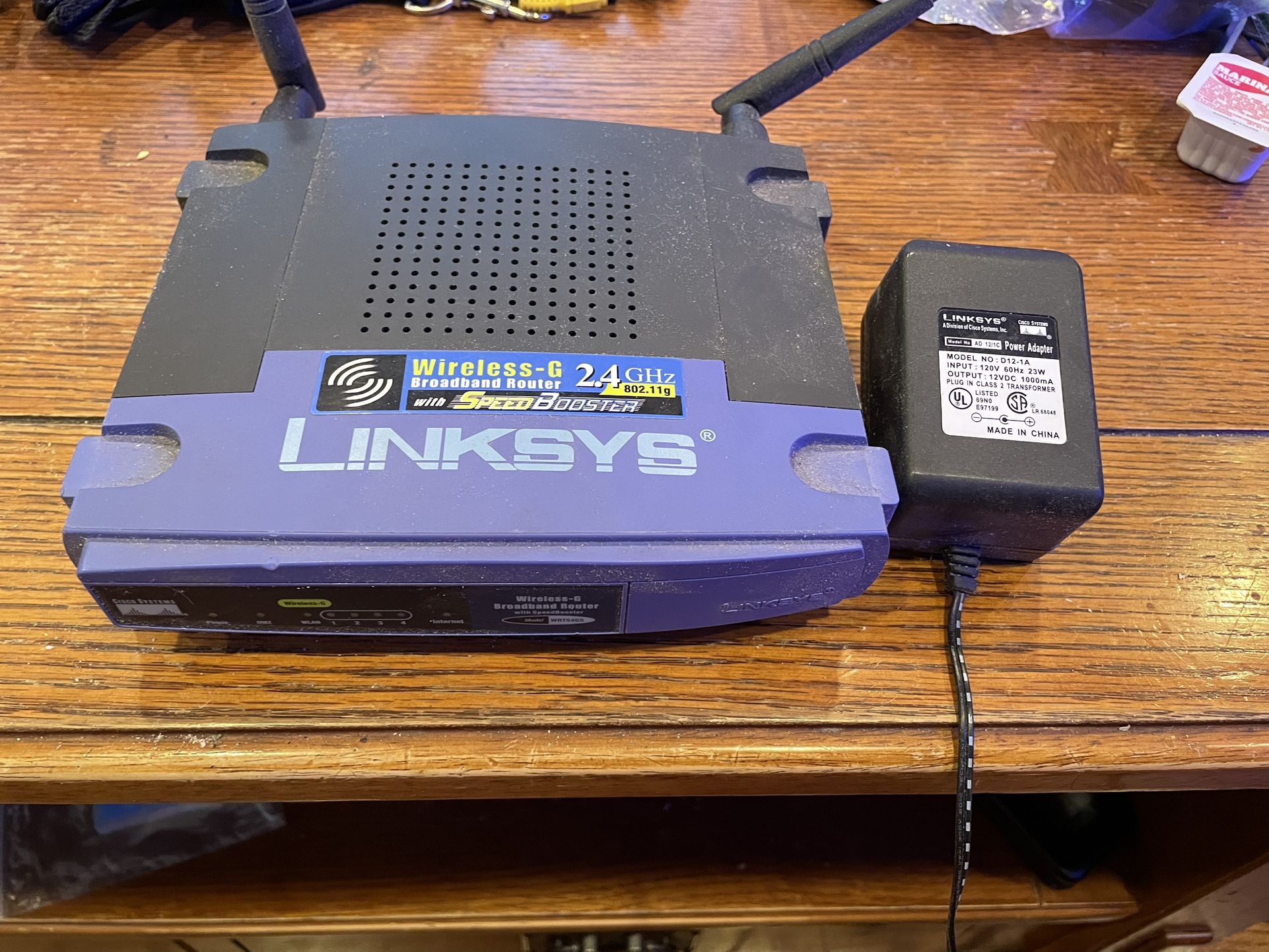 Linksys 2.4 GHz Router WRT54GS Working