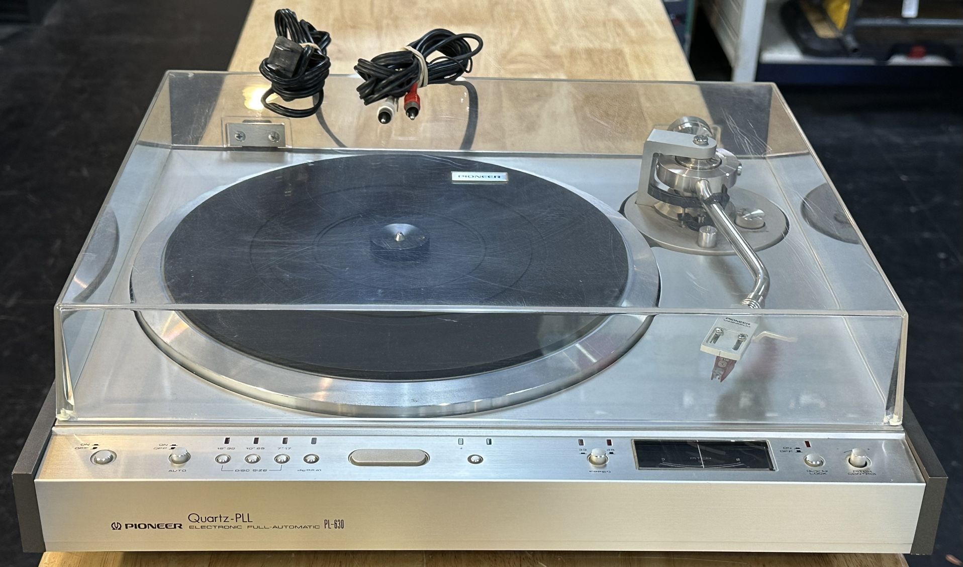Vintage Pioneer PL-630 Fully-Automatic Quartz Locked Direct-Drive Turntable