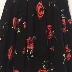 🥀 Floral Long Skirt; Grace Karin (Small)