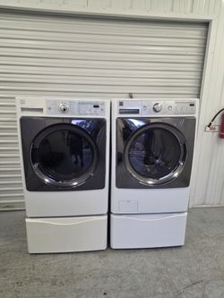 Kenmore elite washer and dryer like new very good condition you got 60 days warranty