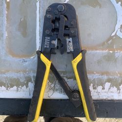 Cable crimper 