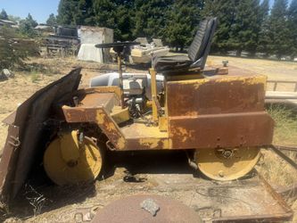 Old Roller Machine With Trailer