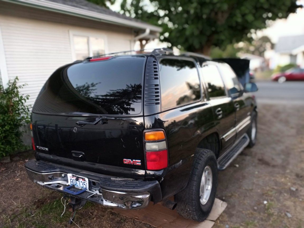 Parting out my 2004 Yukon GMC 4 x 4 the train is gone got everything else Motorworks to