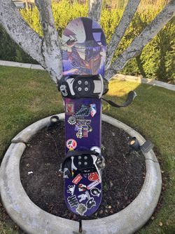 125 Sims Odyssey Snowboard And Woman’s Nitro Flora BOA Size 7US