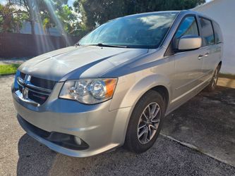🚐 2017 DODGE GRAND CARAVAN SXT $6,400