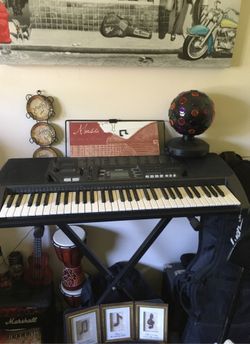 Casio CTK-700 100 Song Bank Keyboard